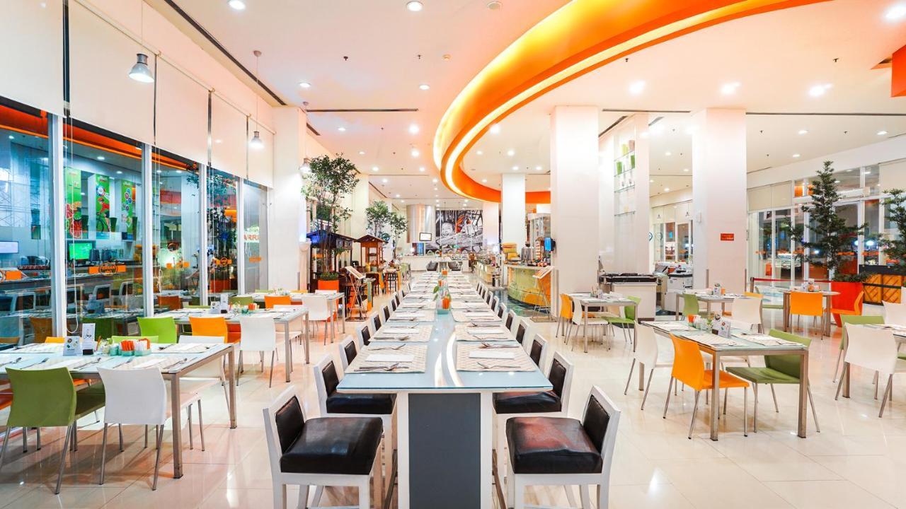 Harris Hotel Batam Center Dış mekan fotoğraf