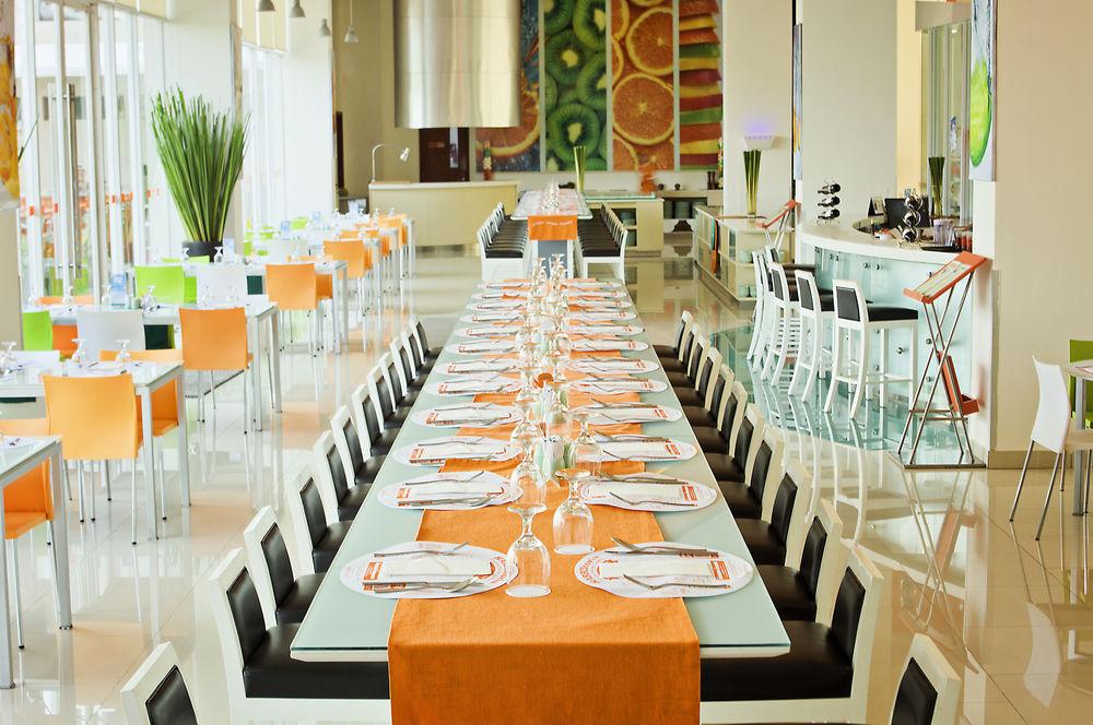 Harris Hotel Batam Center Dış mekan fotoğraf