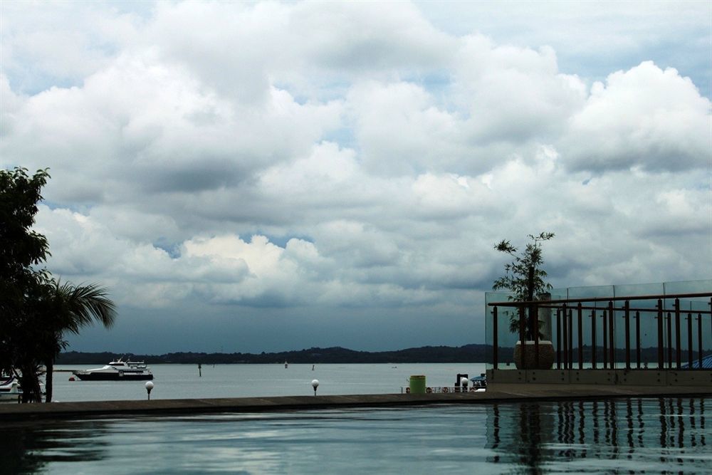 Harris Hotel Batam Center Dış mekan fotoğraf