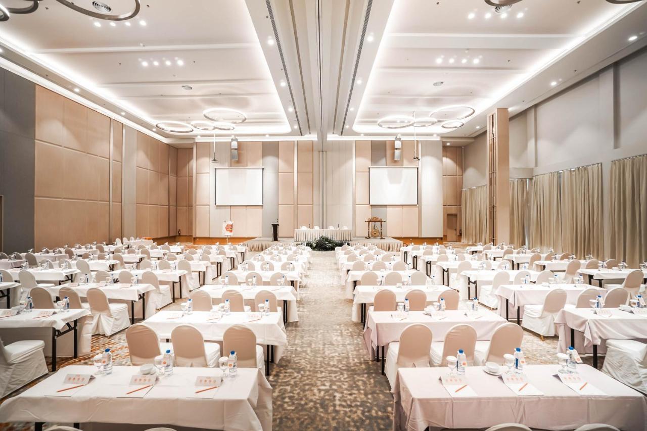 Harris Hotel Batam Center Dış mekan fotoğraf